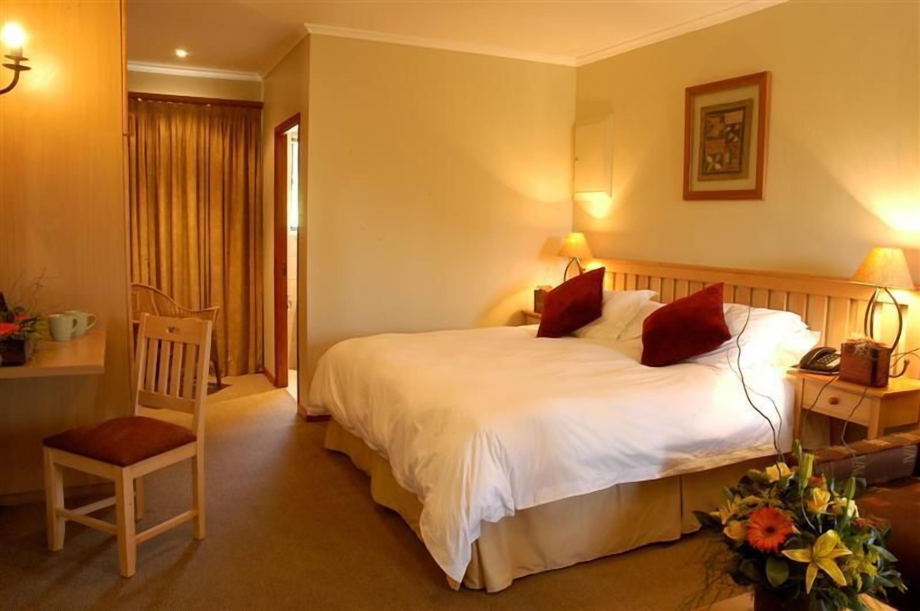 In-room safe, desk, free WiFi, bed sheets