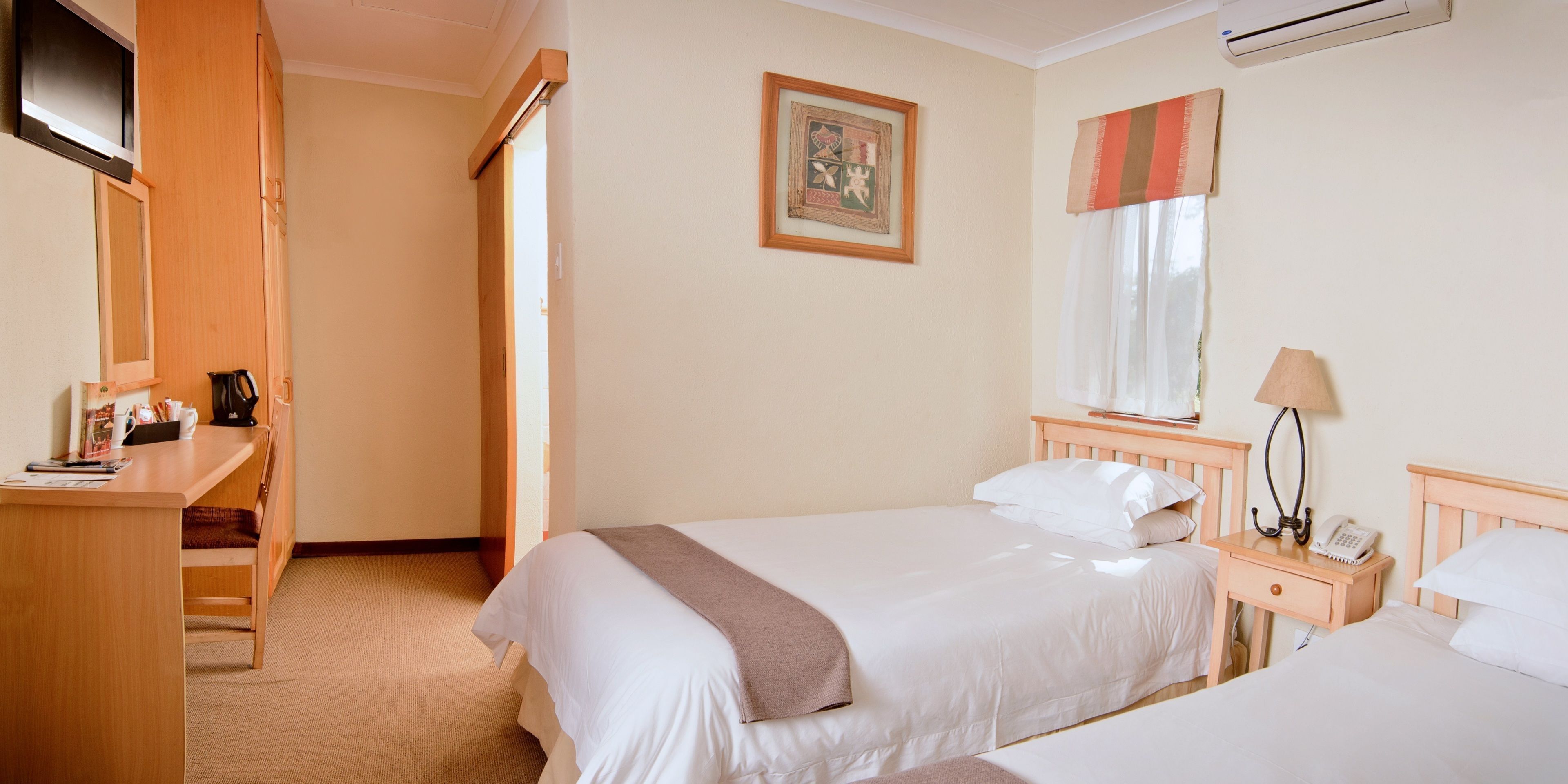 In-room safe, desk, free WiFi, bed sheets