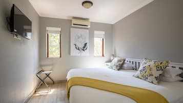 خزنة داخل الغرفة ومكتب وواي فاي مجانًا وملاءات أسرّة