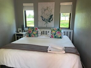 家庭木屋 (Self Catering (6 sleeper)) | 客房内保险箱、办公桌、免费 WiFi、床单