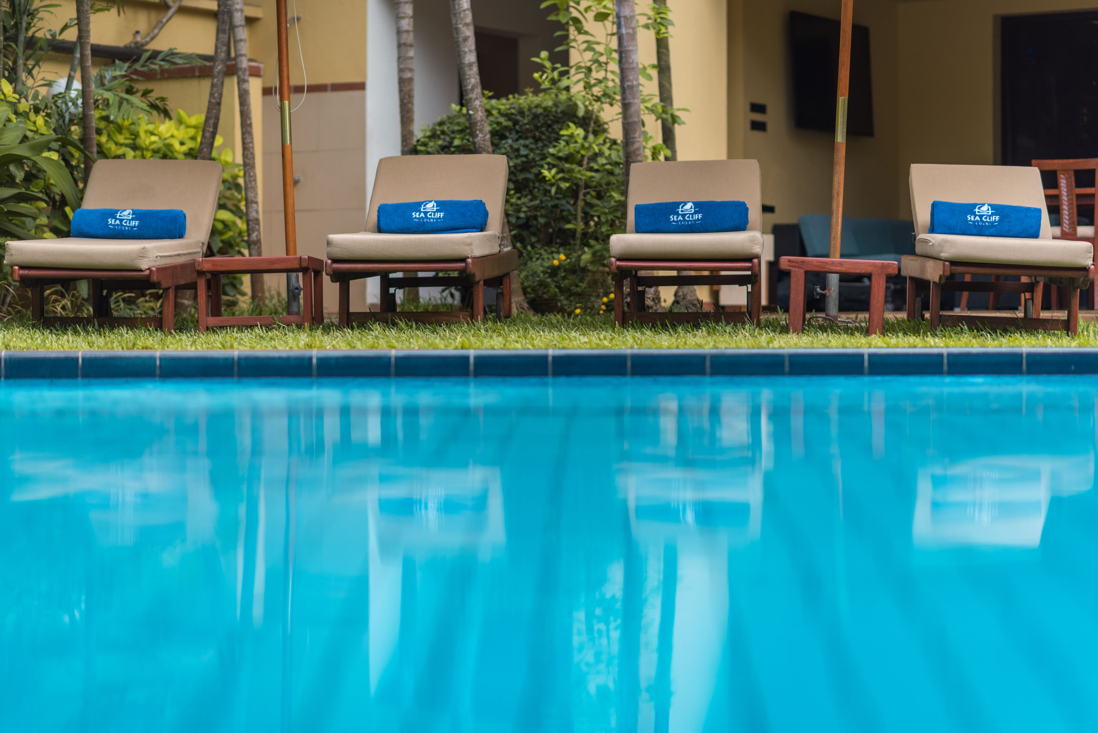 Kolam renang outdoor
