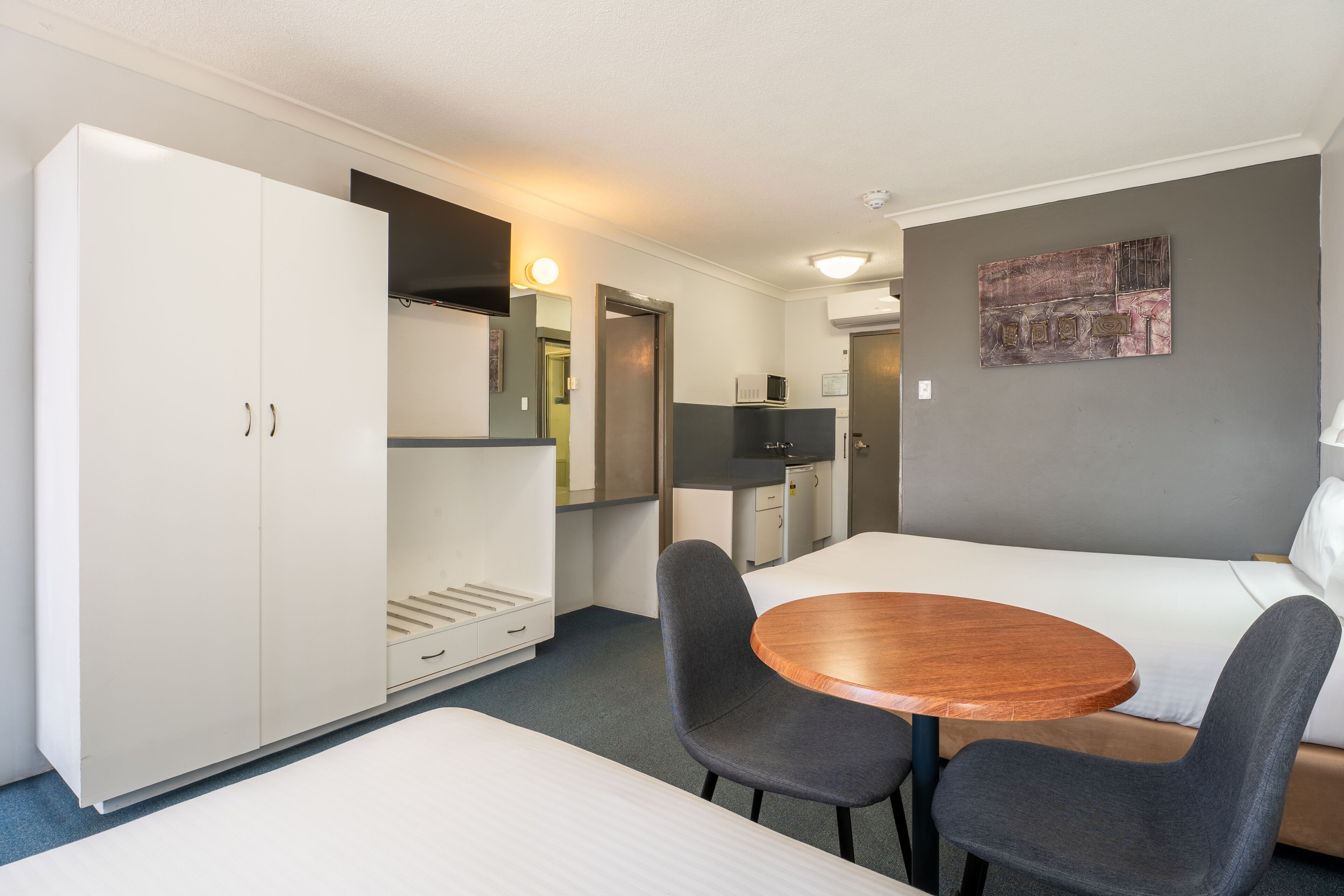Family Studio (1st Floor)