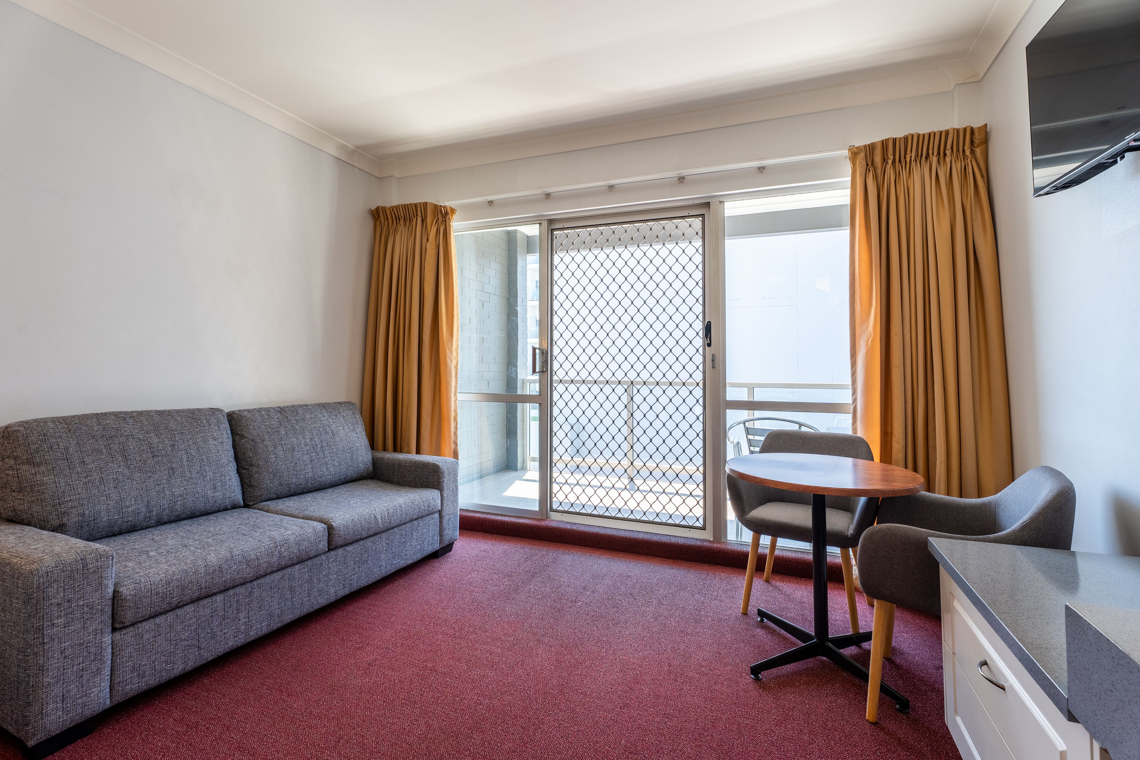 Deluxe Room, Balcony