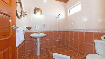 Superior Room, 2 Double Beds | Bathroom | Shower, hair dryer, towels