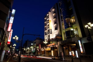 Front of property - evening/night