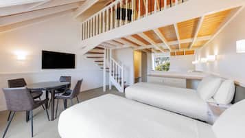 Family Mezzanine | 2 bedrooms, premium bedding, minibar, desk