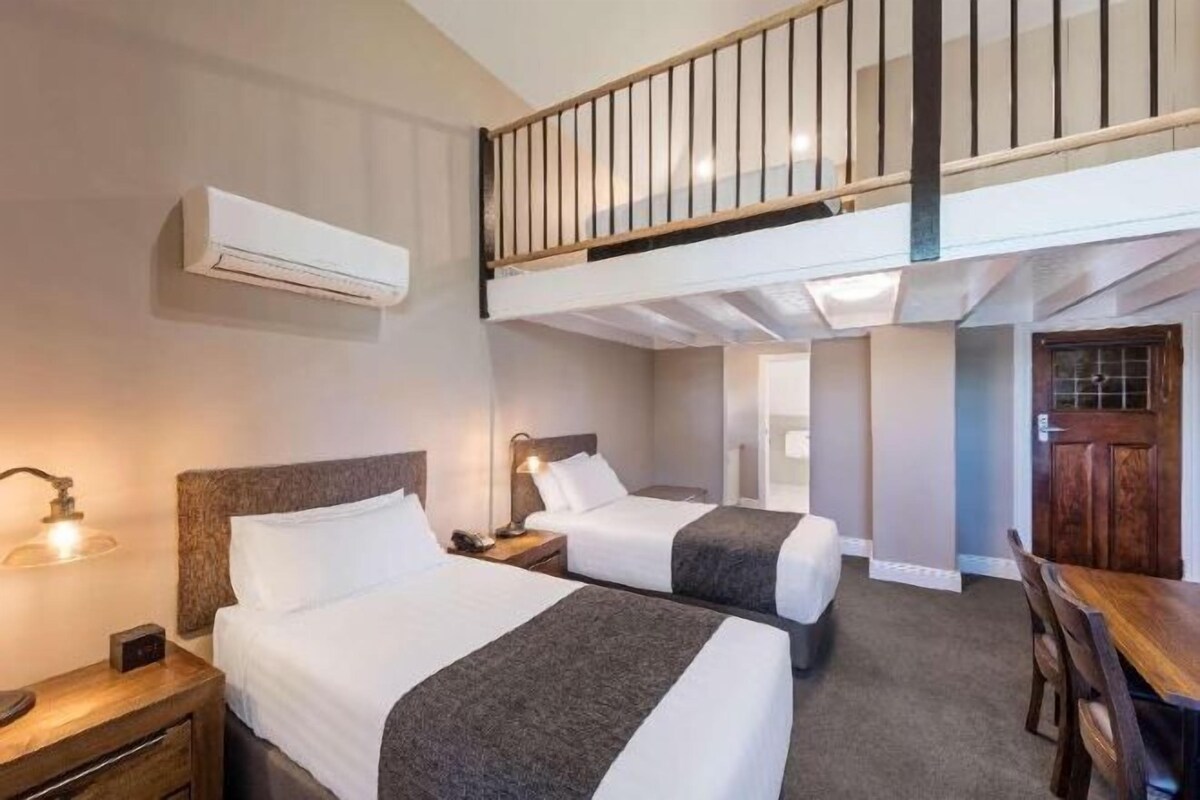 Premium bedding, minibar, desk, laptop workspace