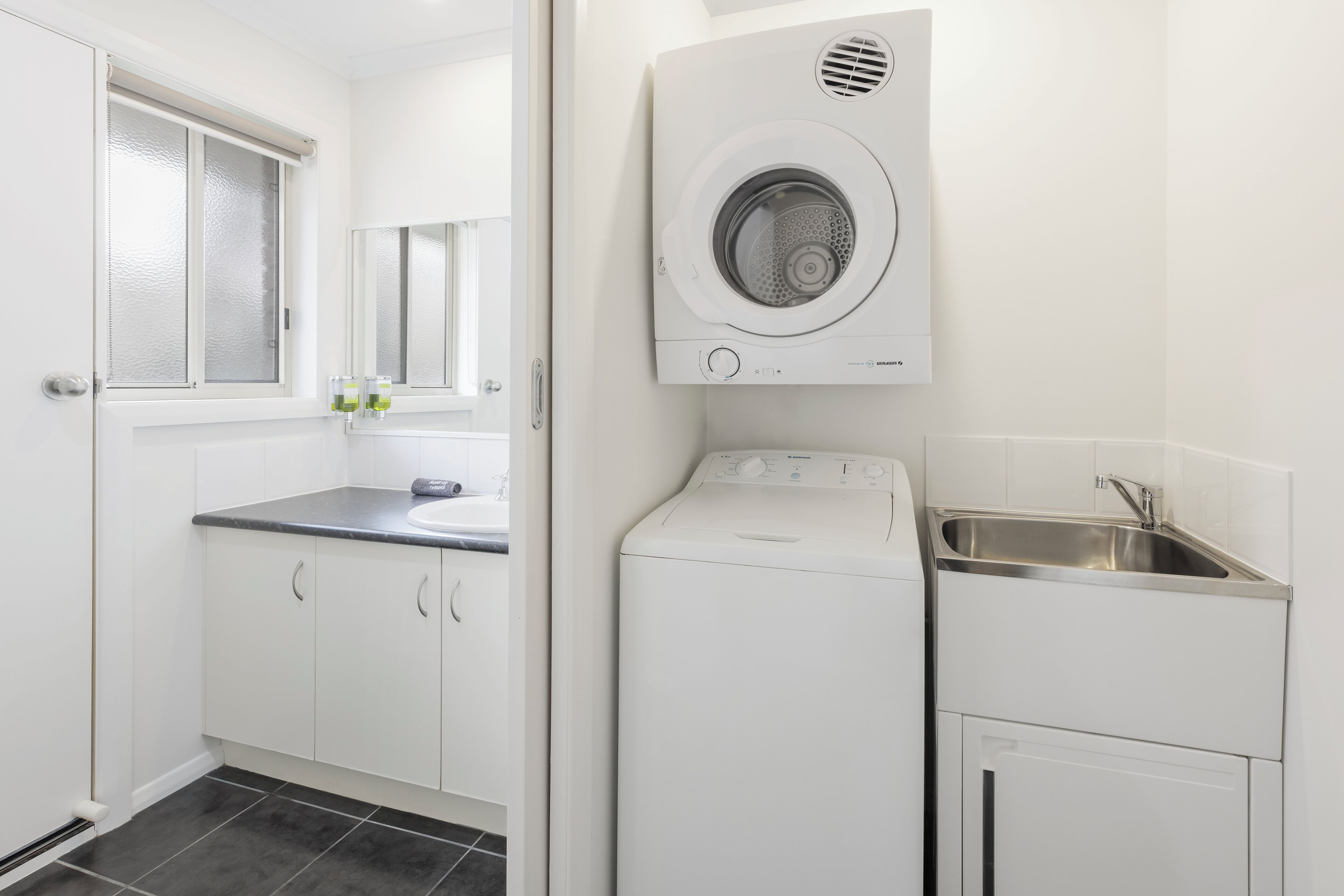 アパートメント 2 ベッドルーム | 高級寝具、ミニ バー、デスク、ノートパソコン用作業スペース