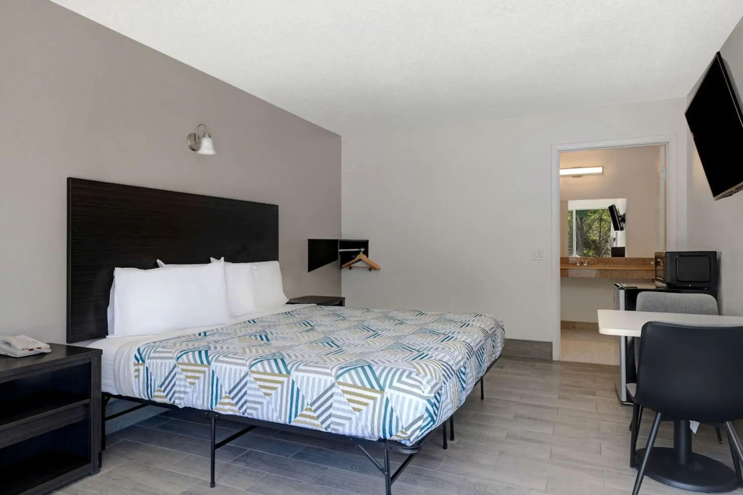 Ropa de cama de alta calidad y escritorio 