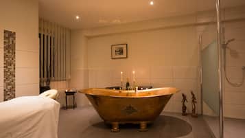 Un sauna, baño turco, aguas termales/minerales, tratamientos corporales