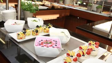 Daily buffet breakfast for a fee