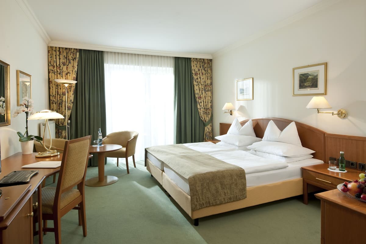 Classic Double Room, 1 King Bed | Premium bedding, minibar, in-room safe, individually decorated