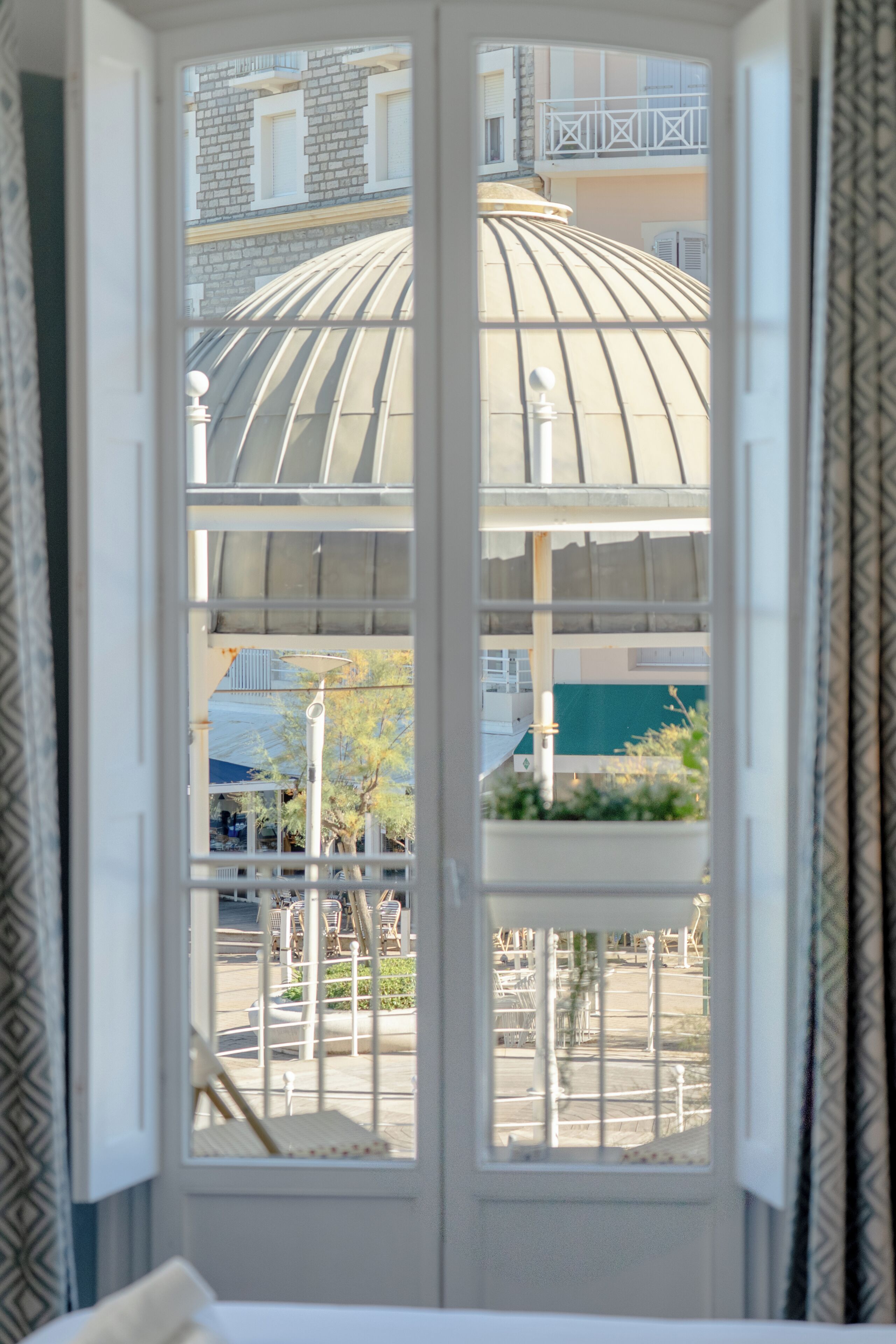 Foto - Hôtel de L'Océan et Restaurant - Coeur de Ville