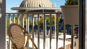 Chambre triple privilège avec vue sur la mer | Miscellaneous