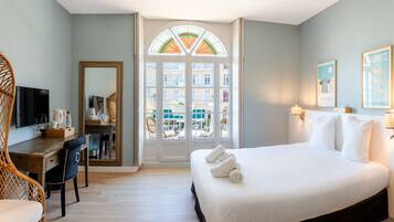 Habitació estàndard, vistes a l'oceà | Caixa forta a l'habitació i escriptori