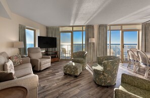 Standard Condo, 3 Bedrooms, Oceanfront | Living area | TV