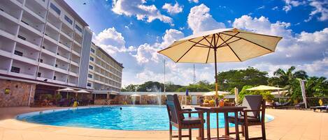 Outdoor pool, pool umbrellas