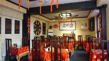 Dagelijks ontbijtbuffet (CNY 60 per persoon)