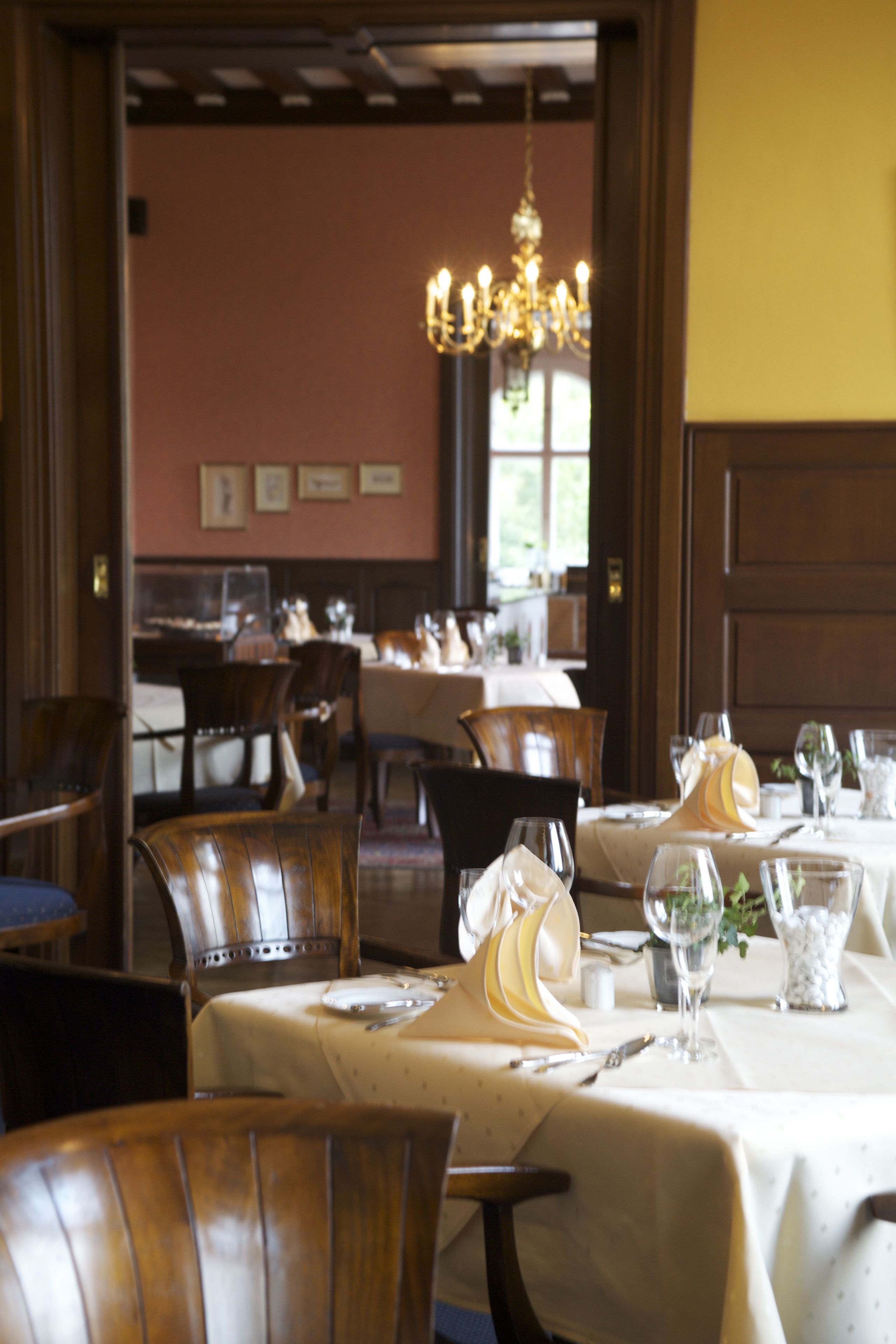 breakfast, lunch, dinner served; regional cuisine, garden views