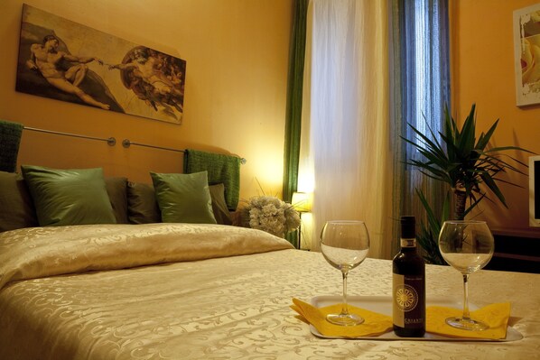 In-room safe, desk, blackout curtains, free WiFi