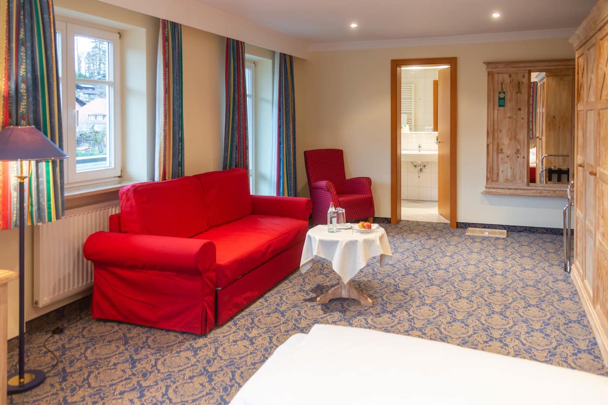 superior double room | hypo-allergenic bedding, desk, laptop workspace, blackout curtains