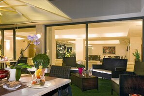 Bar (on property) - Cardinal Hotel St. Peter (Rome)