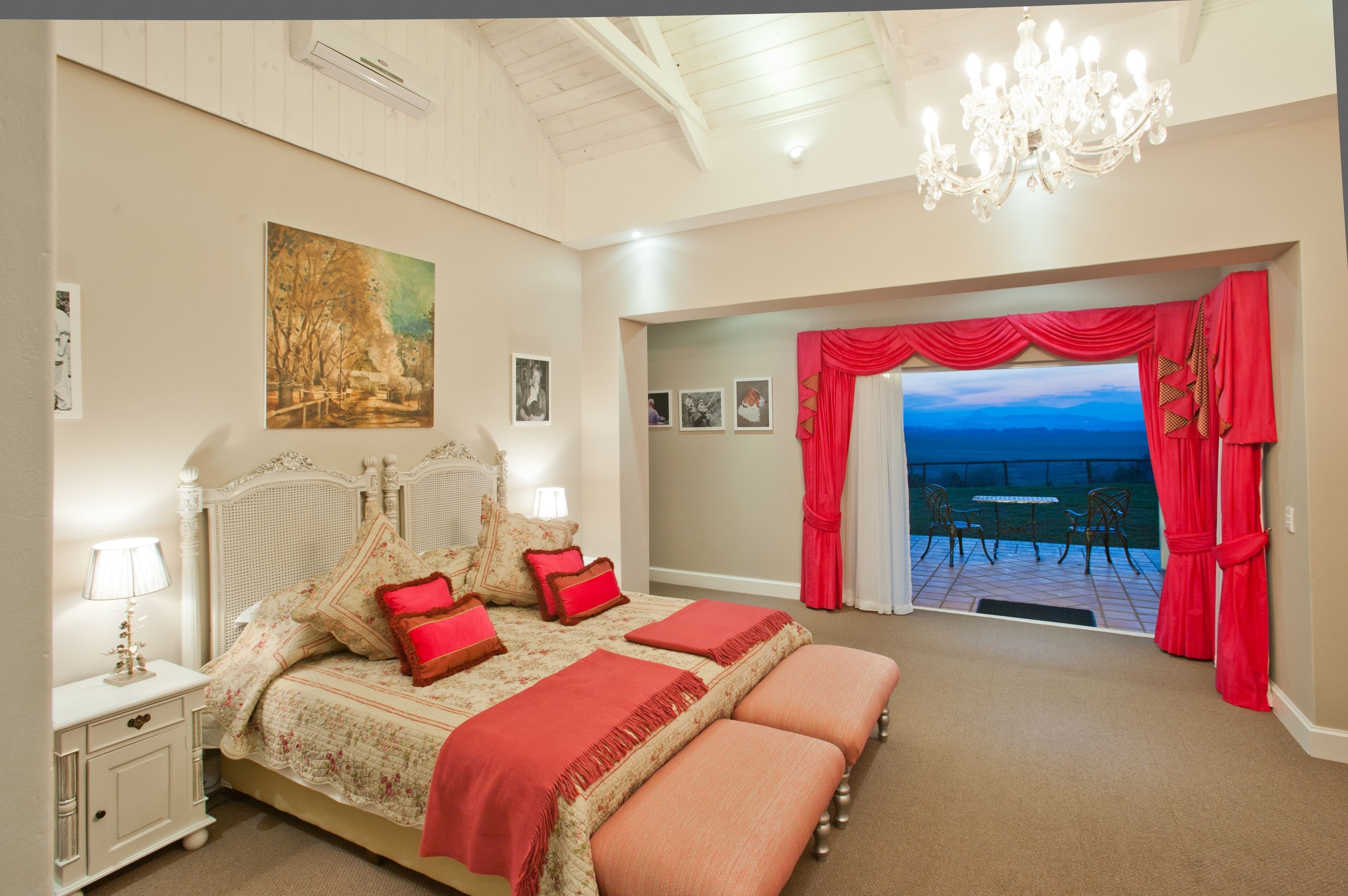 Premium bedding, minibar, in-room safe, soundproofing