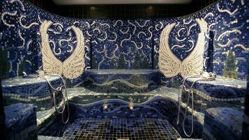 Couples treatment rooms, sauna, hot tub, steam room, body treatments