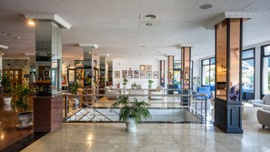 Lounge lobi