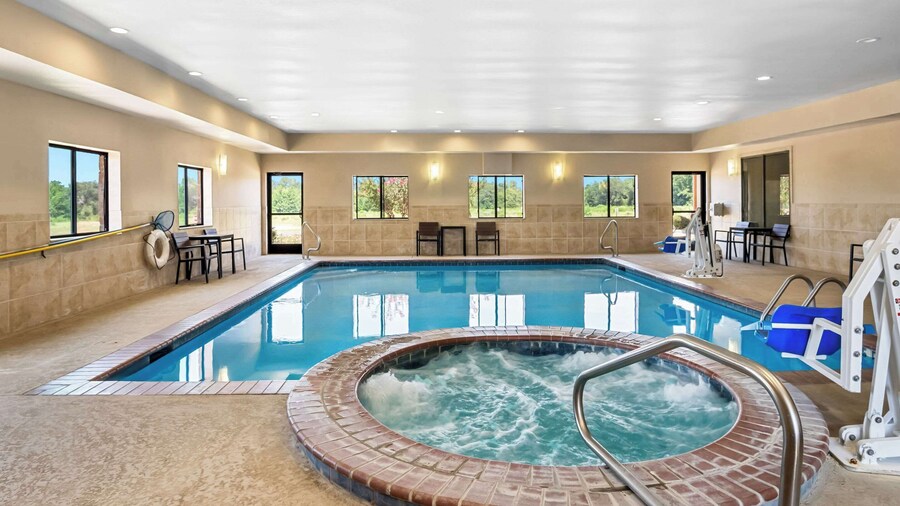 Comfort Suites Lindale - Tyler North