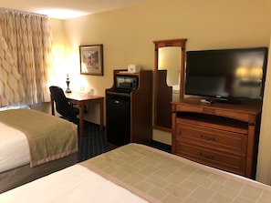 Standard Room, 2 Queen Beds, Non Smoking
