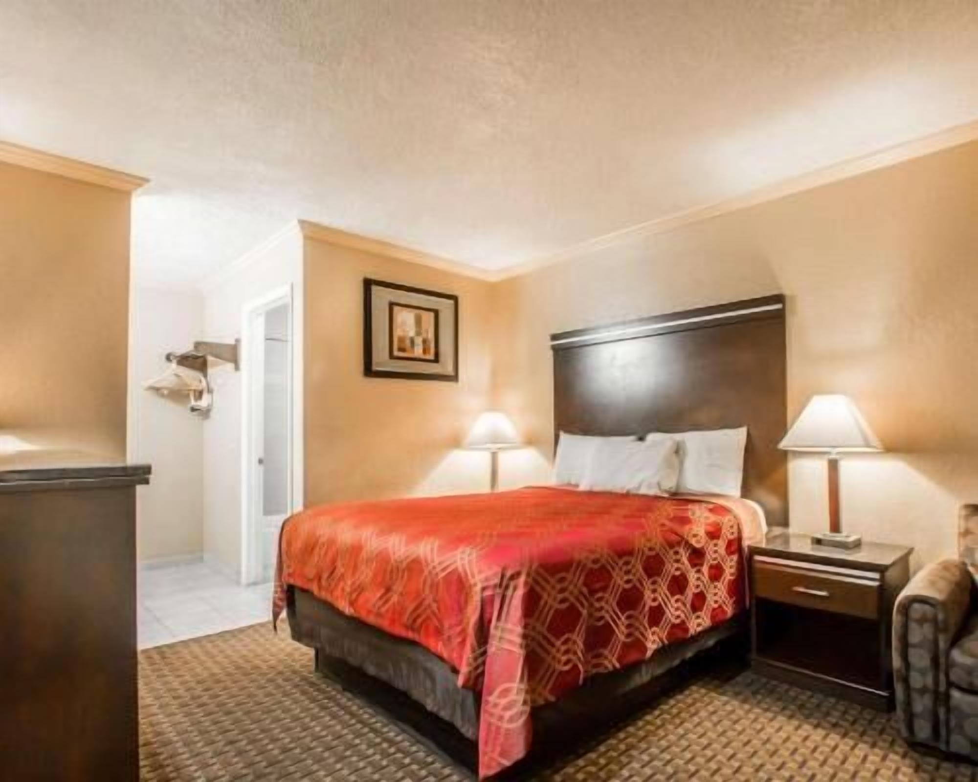 Desk, blackout drapes, iron/ironing board, free WiFi