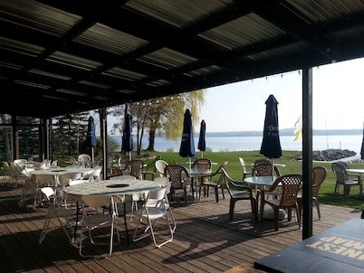 Beach Harbor Resort