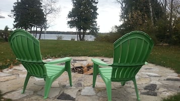 Cabaña tradicional | Muebles diferentes, wifi gratis y ropa de cama