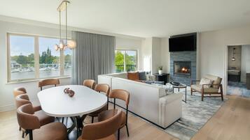 Egyptian cotton sheets, premium bedding, down duvets, pillow-top beds