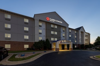 Candlewood Suites South - Springfield, an IHG Hotel