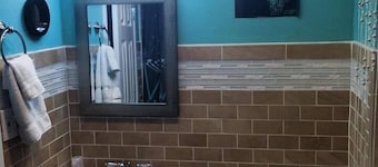 Travel Inn And Suites