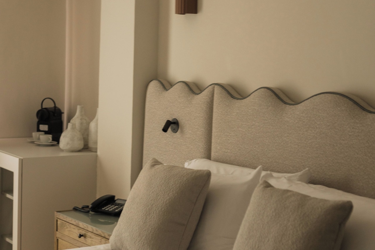 Ropa de cama hipoalergénica y minibar