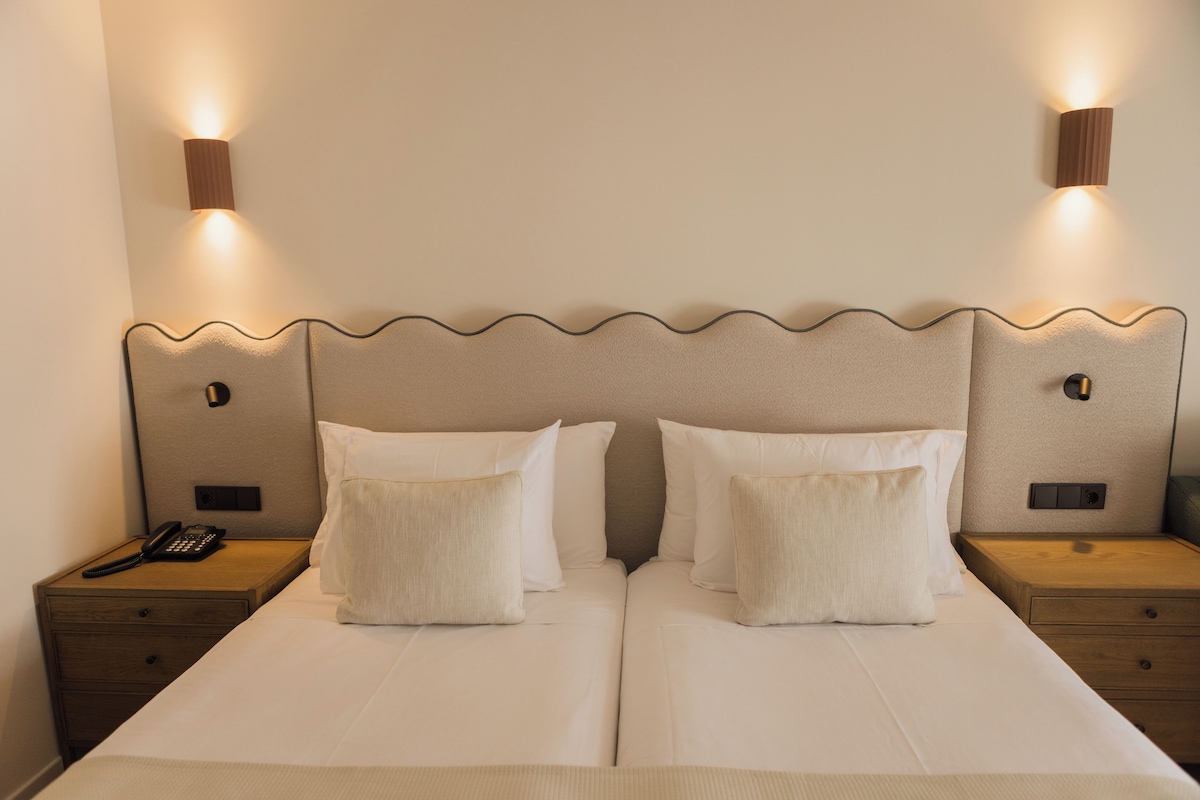 Ropa de cama hipoalergénica y minibar