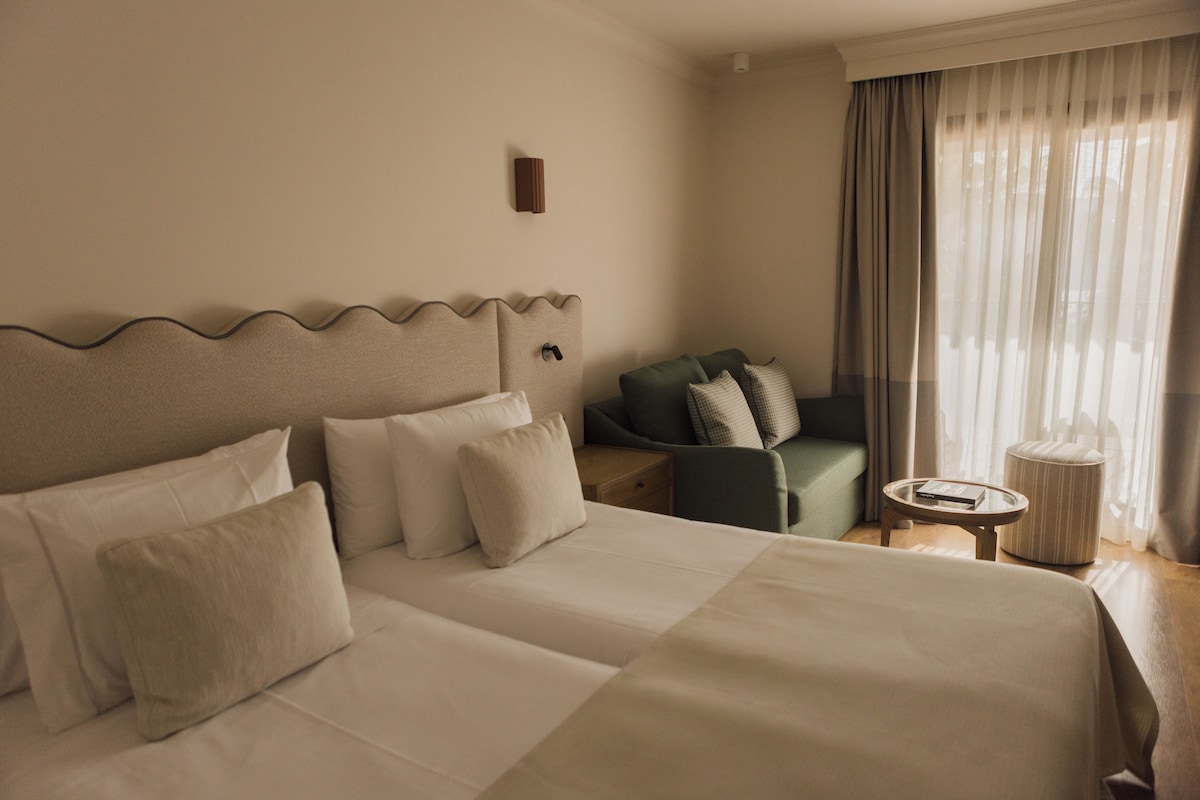 Ropa de cama hipoalergénica y minibar