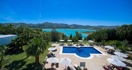 B bou Hotel La Viñuela & Spa