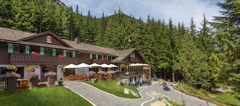 Crystal Mountain Hotels