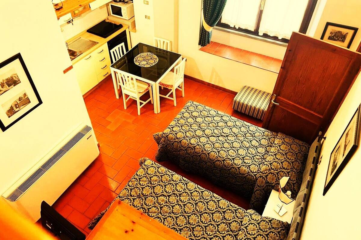 Royal Apartment | Bộ đồ giường cao cấp, chăn bông, két bảo mật tại phòng, bàn
