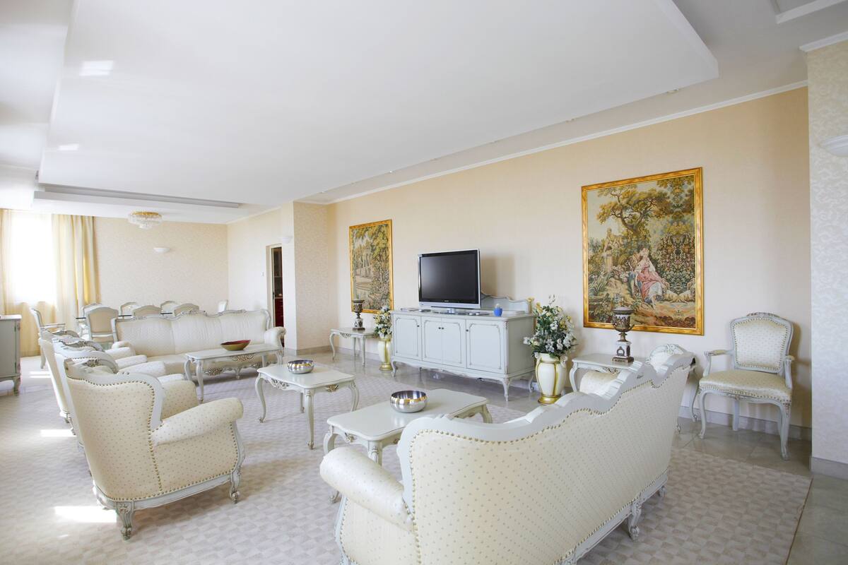 presidential apartment | 1 bedroom, minibar, in-room safe, desk