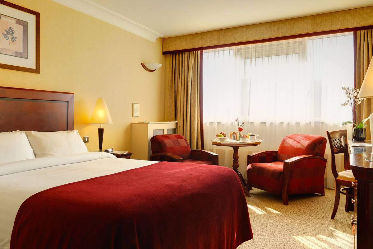 Double Room (Guest) | Desk, cribs/infant beds, WiFi (free)