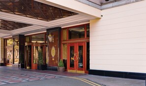 Property entrance - Clyde Court Hotel (Dublin)