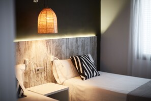 In-room safe, free WiFi, bed sheets