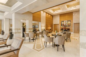 Sala de estar en el lobby