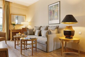 Family Suite | Living area