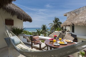 Kontinental morgenmad hver dag (10 USD pr. person)